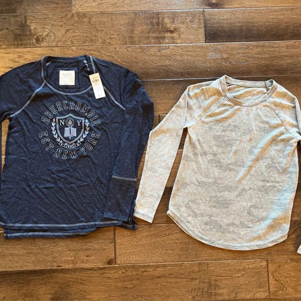 Women’s Abercrombie and American Eagle Long Sleeves